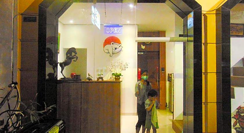 Cabin Hotel Bhayangkara