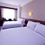 Crown Victoria Hotel