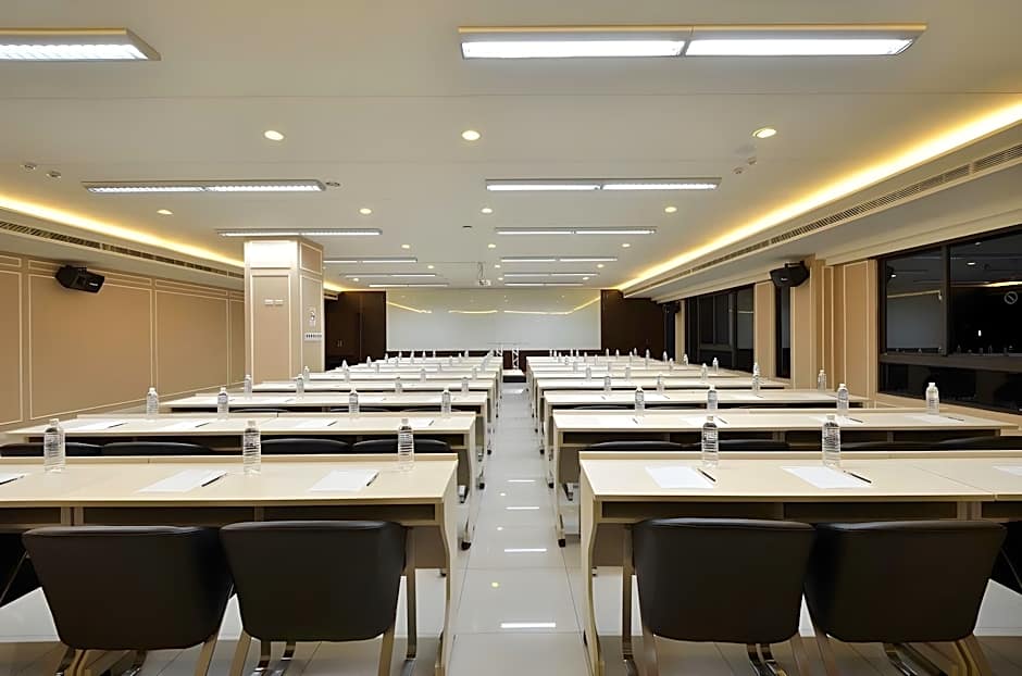 Hotel Modern Puli