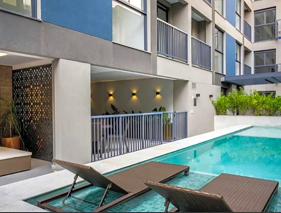 seu merecido lar carioca, com piscina e academia