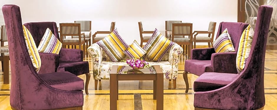 Velvet Clarks Exotica Zirakpur Hotel