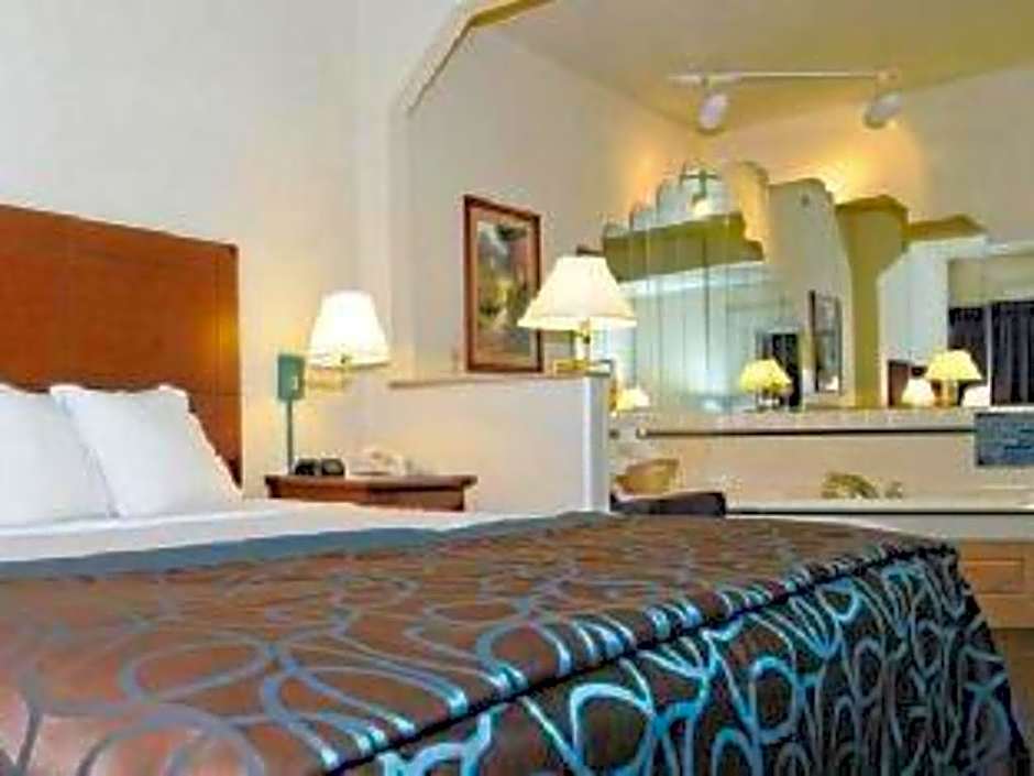 Best Western Fostoria Inn & Suites