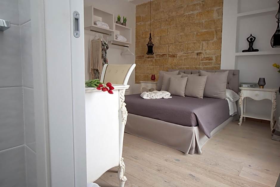 Mare Versus Luxury Suites