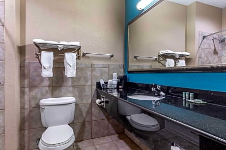 accessible - 2 queen, mobility accessible, bathtub, non-smoking, continental breakfast