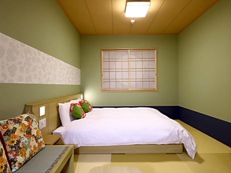 Standard Queen Room