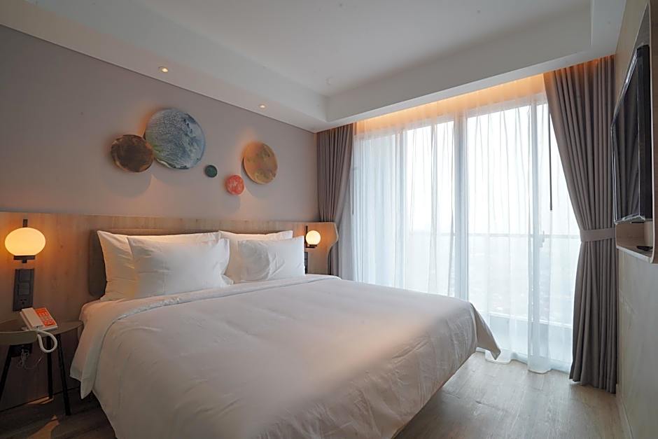 Harris Suites Puri Mansion