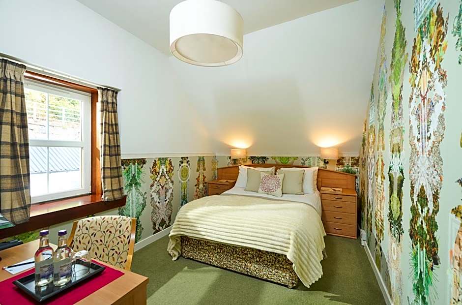 Stage House Bed & Breakfast