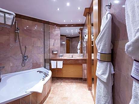 Superior Double Suite - Spa and Wellness Unlimited Access