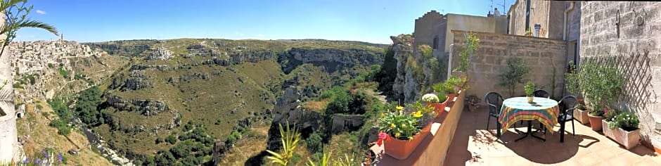 Landscape B & B – Matera, TX