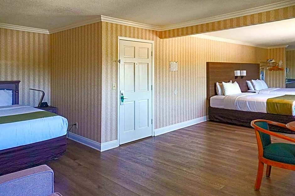 Quality Inn & Suites Maingate