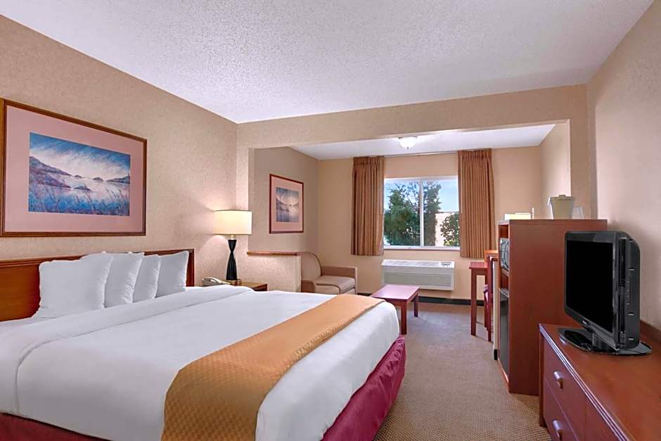 Baymont by Wyndham Golden/Red Rocks