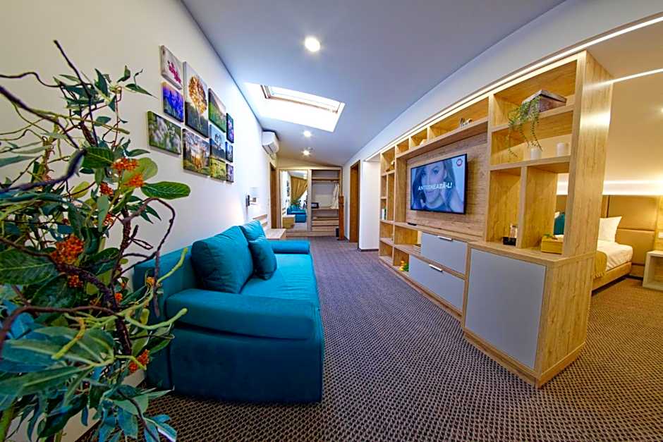 AQUARIUS BOUTIQUE HOTEL