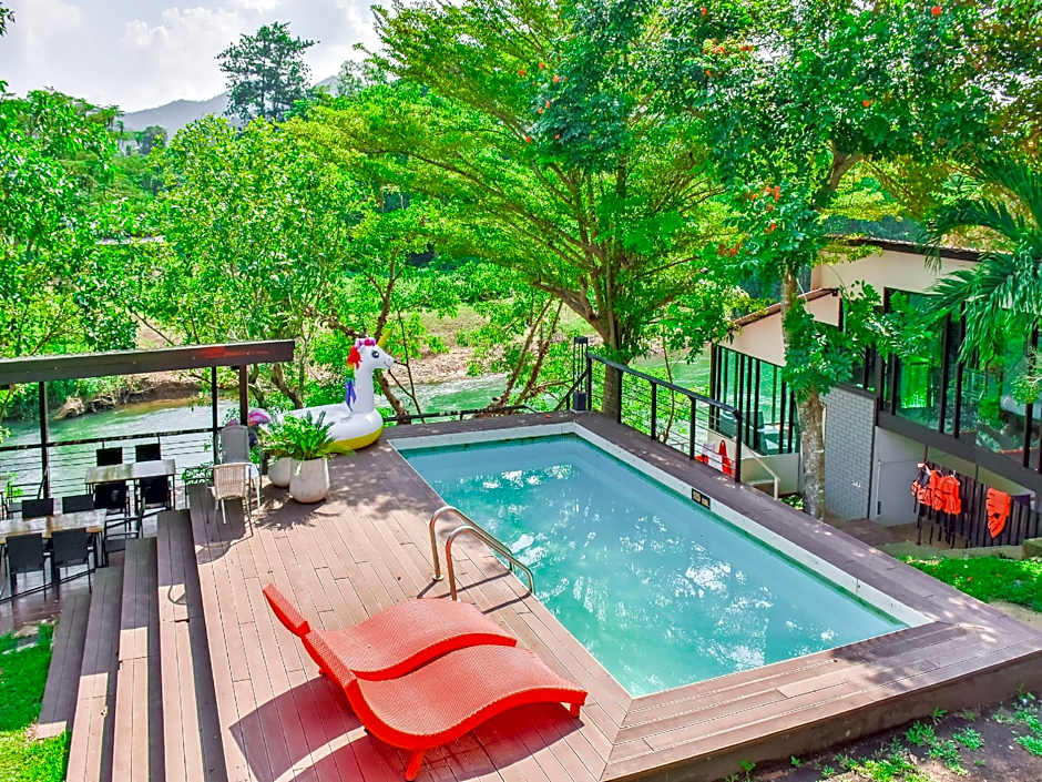 OYO 390 Nana River Kaeng Krachan