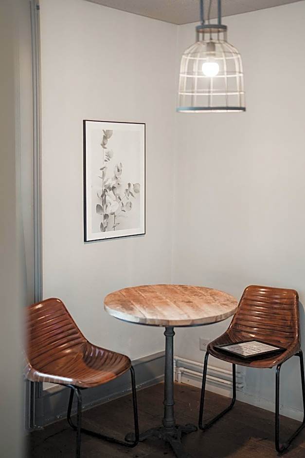 No8 Boutique Hotel - self check in