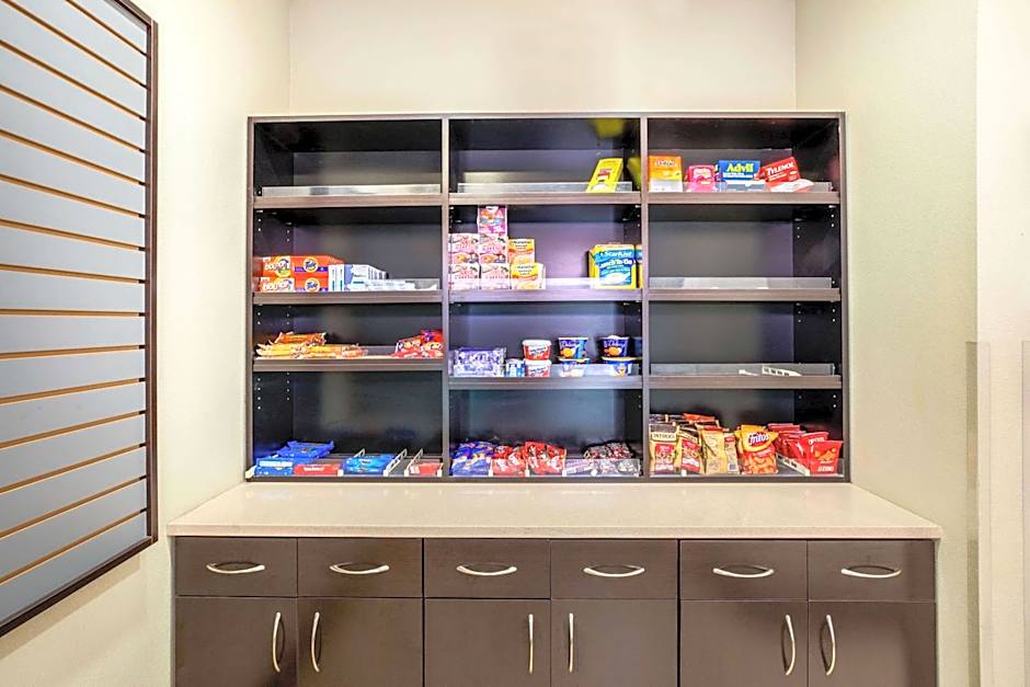 La Quinta Inn & Suites by Wyndham Floresville