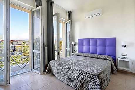 Triple Room with Balcony