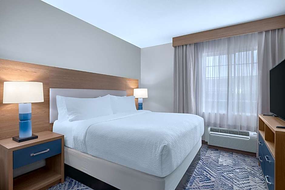 Candlewood Suites Alexandria By IHG
