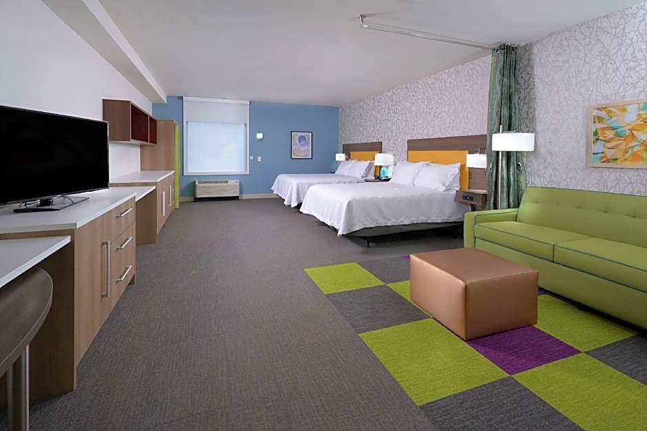 Photo 1 of 4 of Studio 2 Queen Beds, Hearing/Mobility Accessible, Bathtub