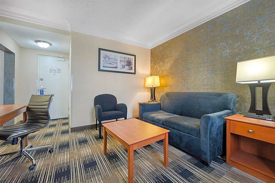 Best Western The Inn At Rochester Airport