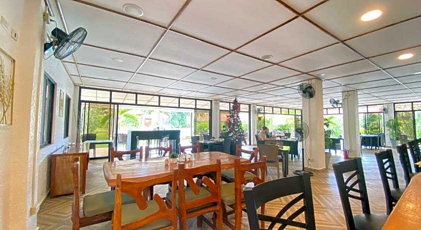 Sunshine Village Panglao