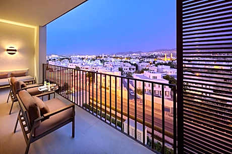 Deluxe Mountain View Room