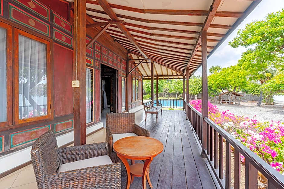 The Joglo By The Beach Pemuteran Bali