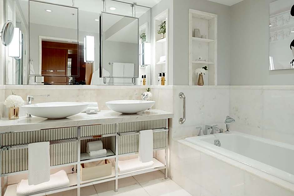 The Ritz-Carlton Toronto