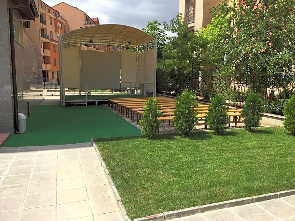 Sunny Beauty Palace Hotel