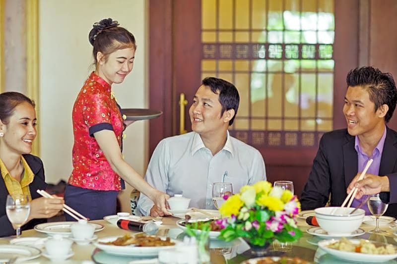 Champasak Grand Hotel