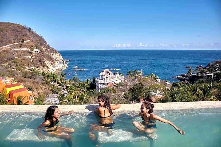 Casa Roni by Xeno - 5 Bedroom Luxury Villa with Ocean View