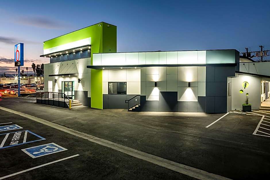 Motel 6-Canoga Park, CA