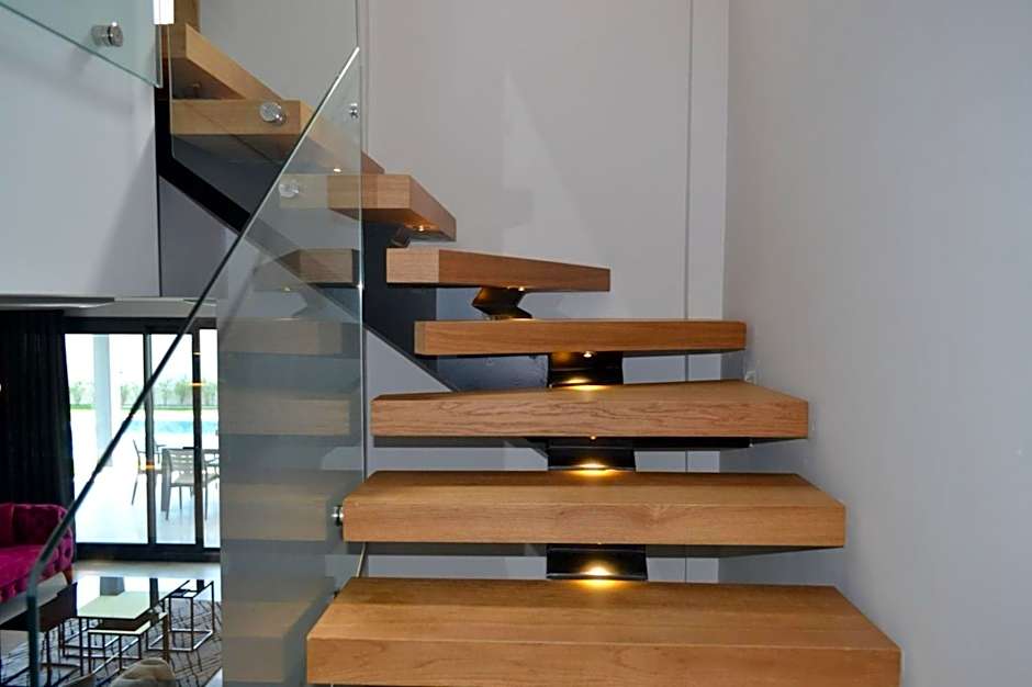 Ayayorgi süper havuzlu yeni