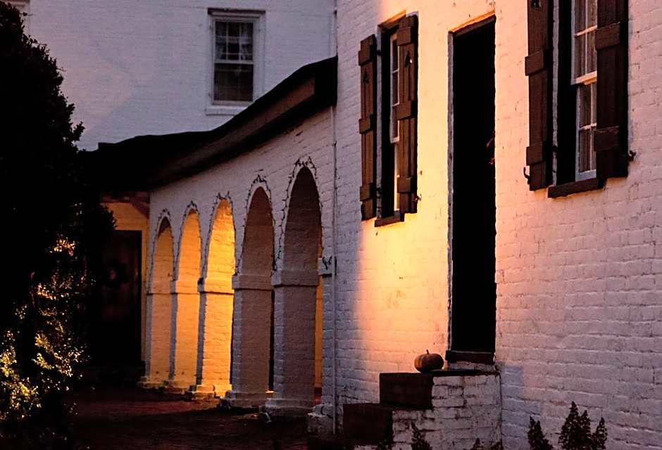 The Inn & Tavern at Meander