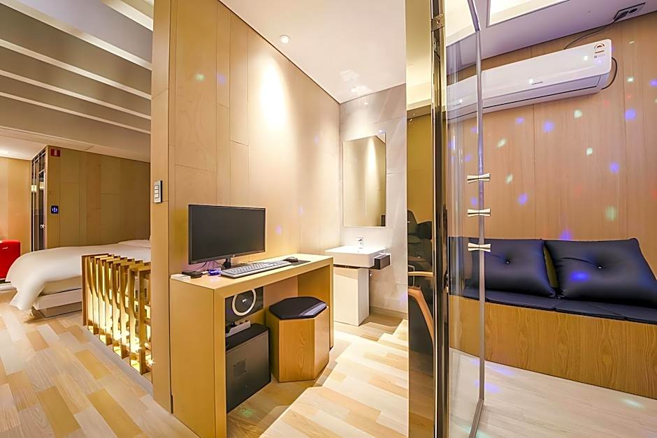 Hotel Oscar Seomunmarket