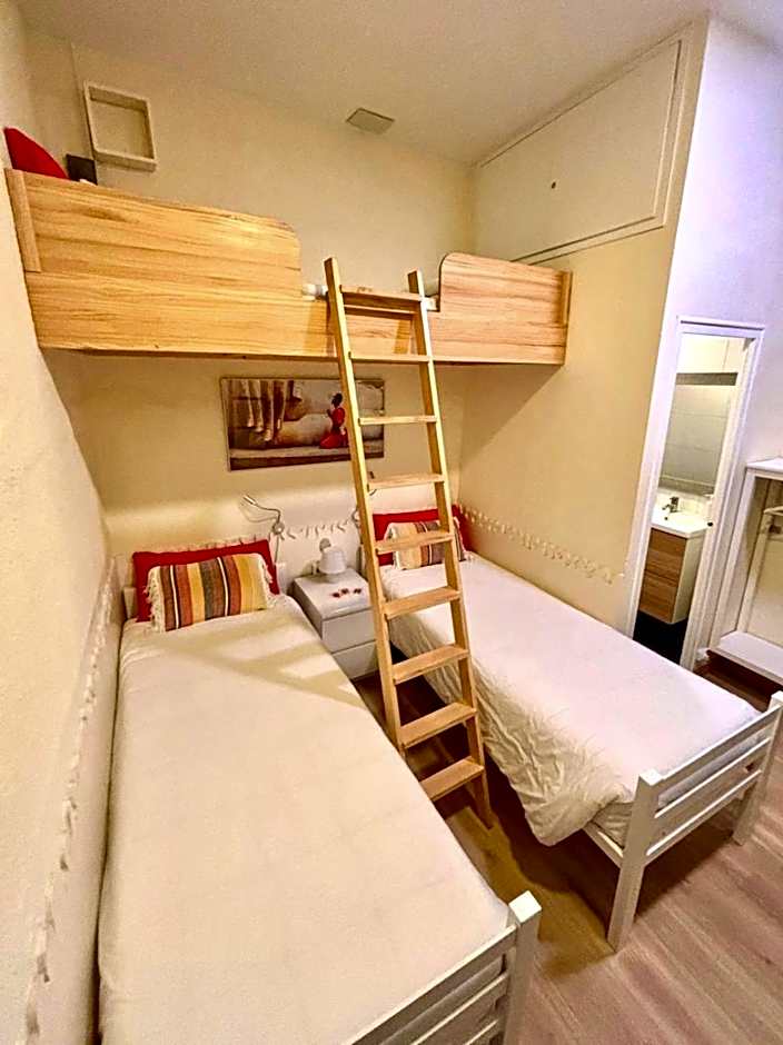 Itaca Hostel