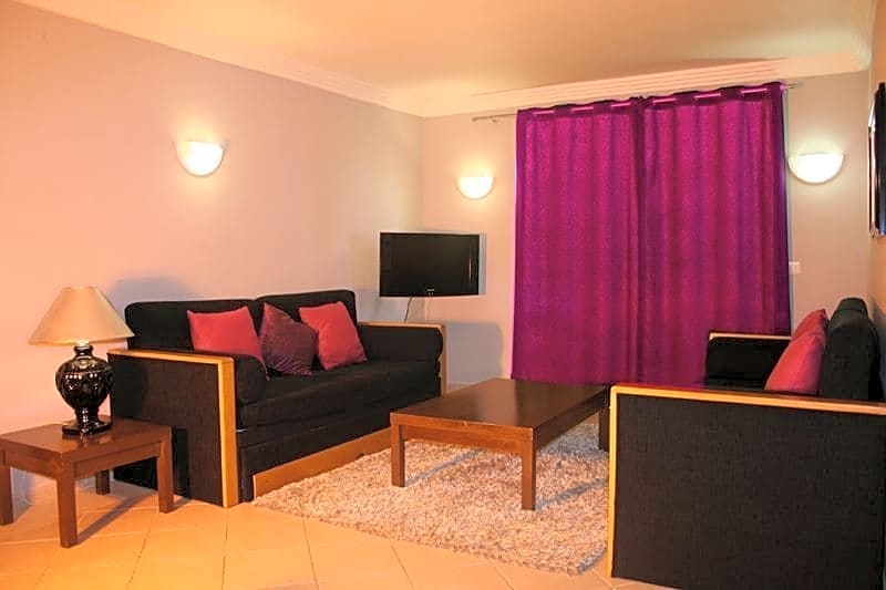 Cheerfulway Balaia Plaza