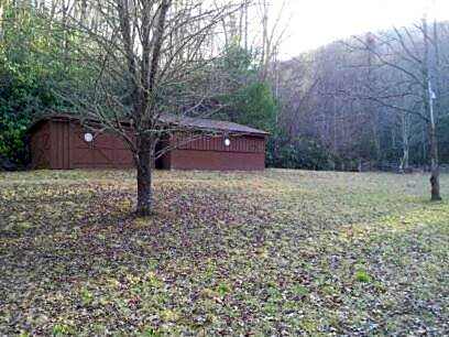 Creekside Paradise Bed and Breakfast