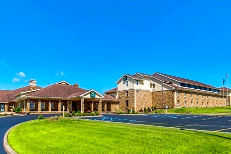 Quality Inn & Suites Bedford West