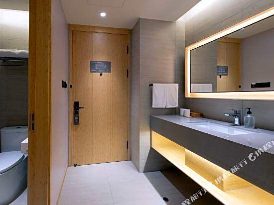 Ji Hotel (Ningbo Baizhang East Road)