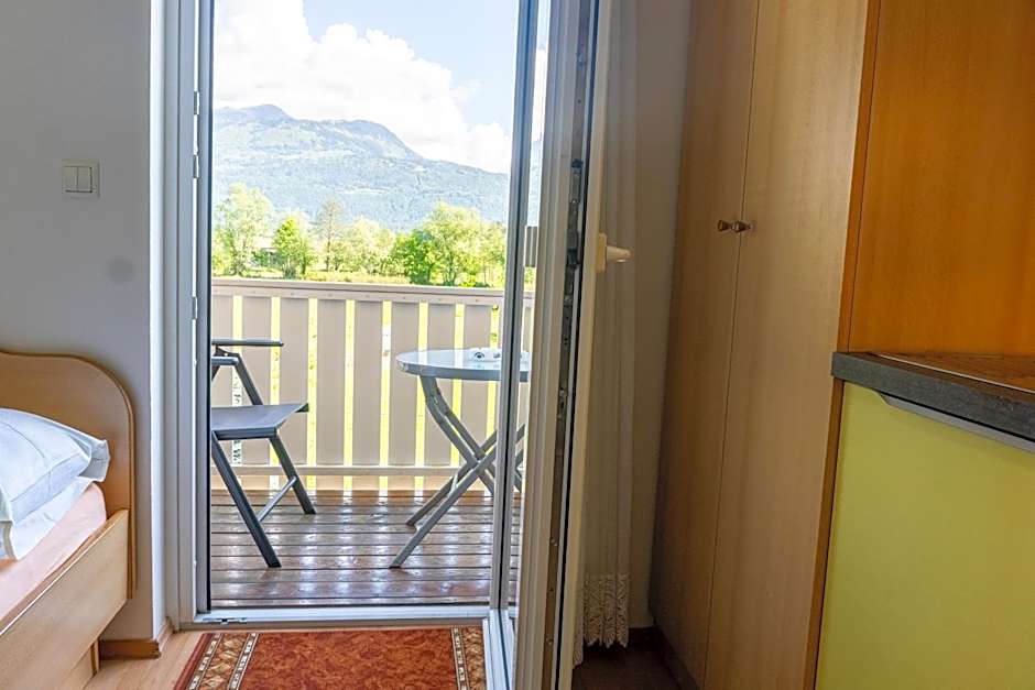 Rooms & Apartments Jana