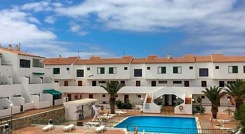 Apartamentos Alondras Park