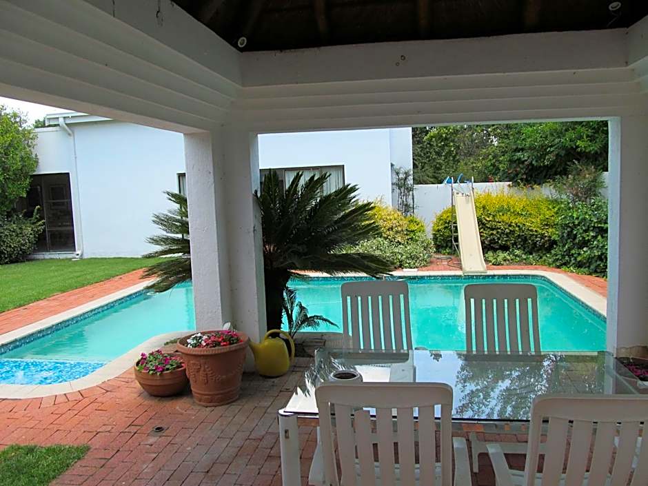 Bettie's Luxury Lodge