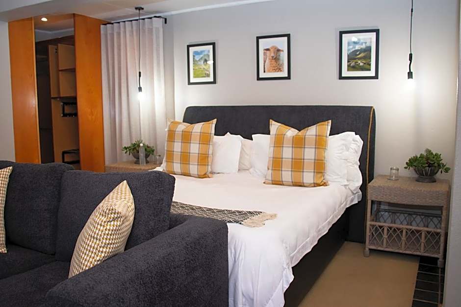 Photo 1 of 15 of Honeymoon Suite