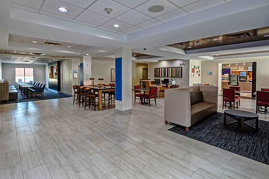 Holiday Inn Express Hotel & Suites Smyrna-Nashville Area By IHG