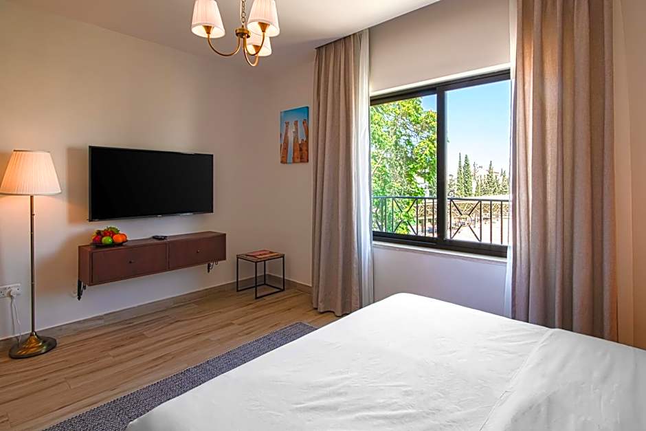 Canary Boutique Hotel