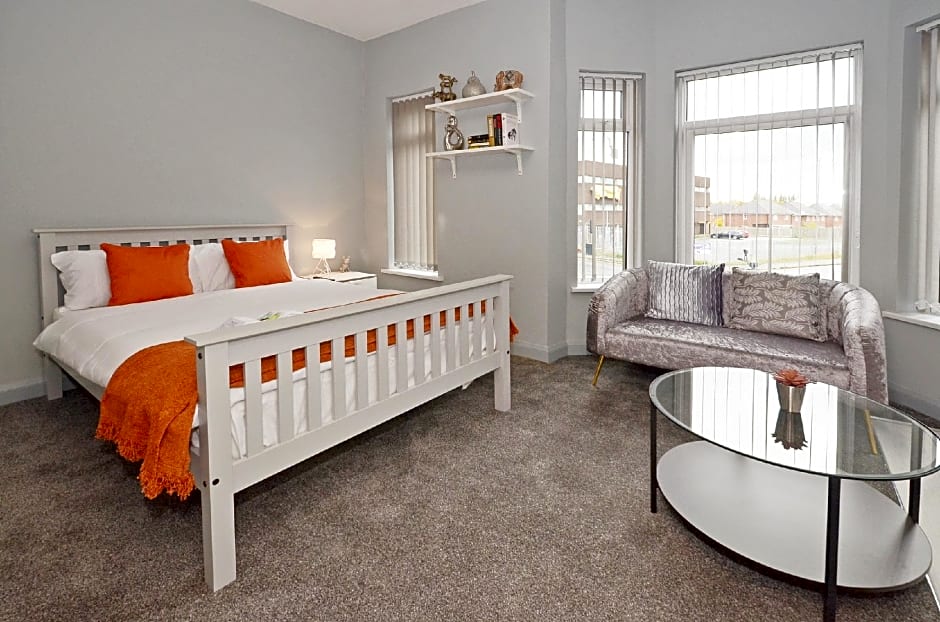 Townhouse PLUS @ 301 West Street Crewe