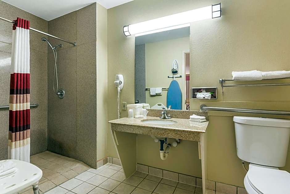 Red Roof Inn Conroe North Willis