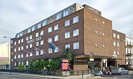 Lily Hotel
