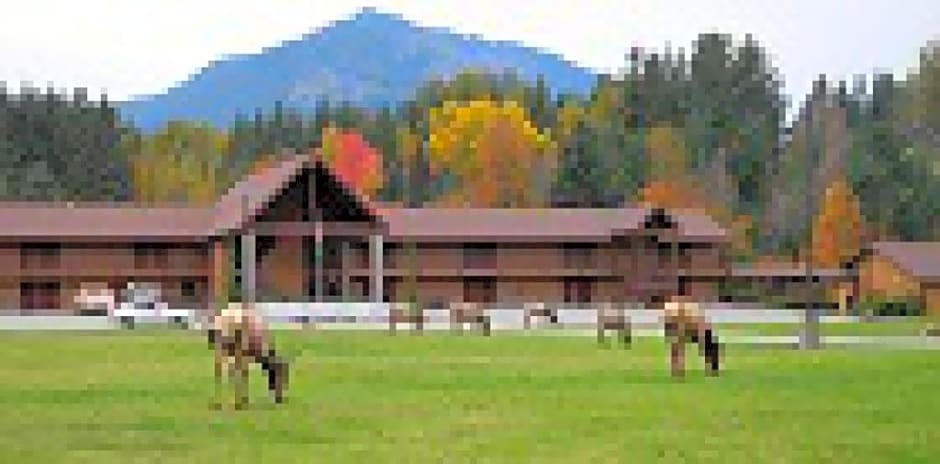 Cowlitz River Lodge