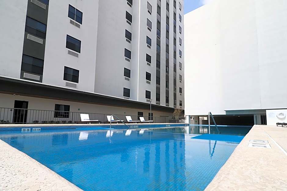 Holiday Inn & Suites - Monterrey Apodaca Zona Airport, an IHG Hotel
